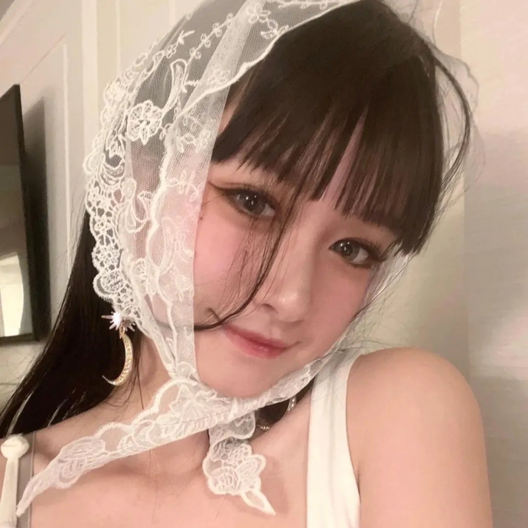 赤裸羔羊
